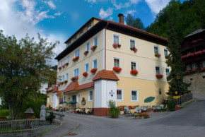Гостиница Hotel Kirchenwirt, Бад Кляйнкирхайм